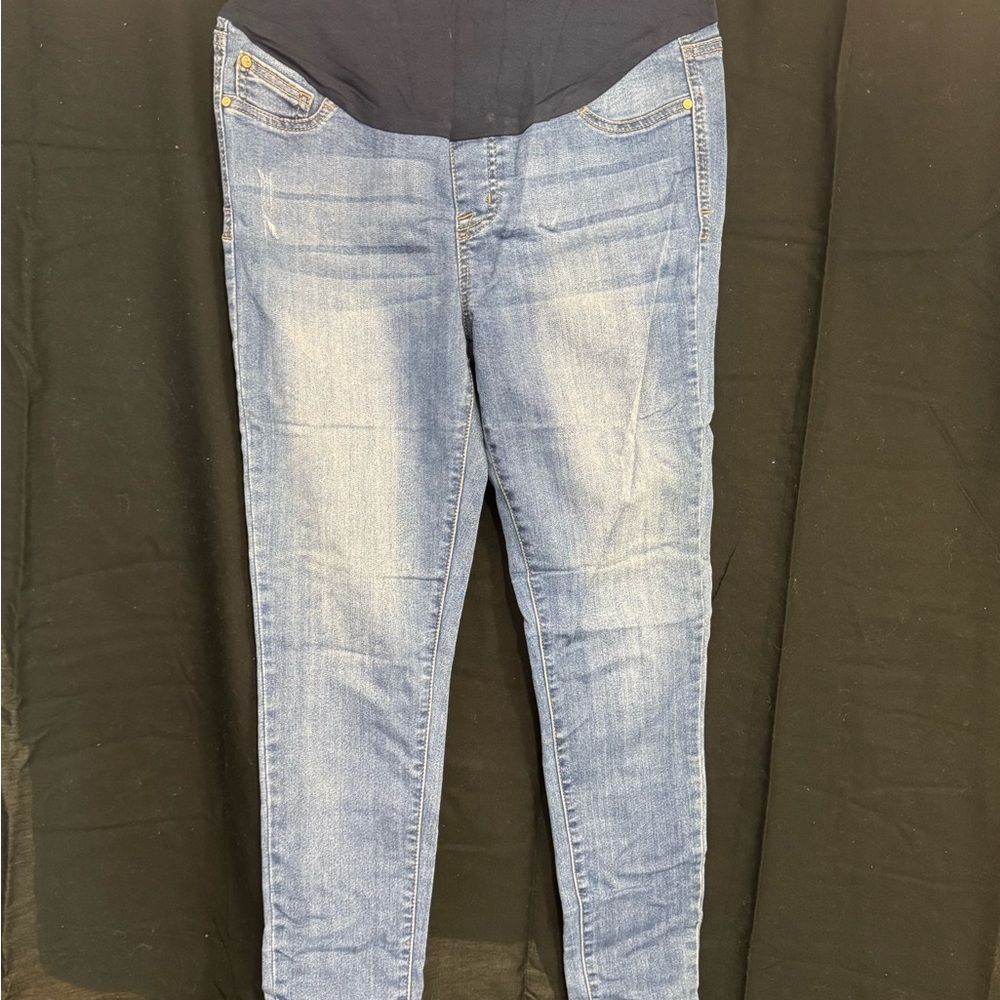 4/$15 Maternity Celebrity Pink Light Blue ankle Jeggings